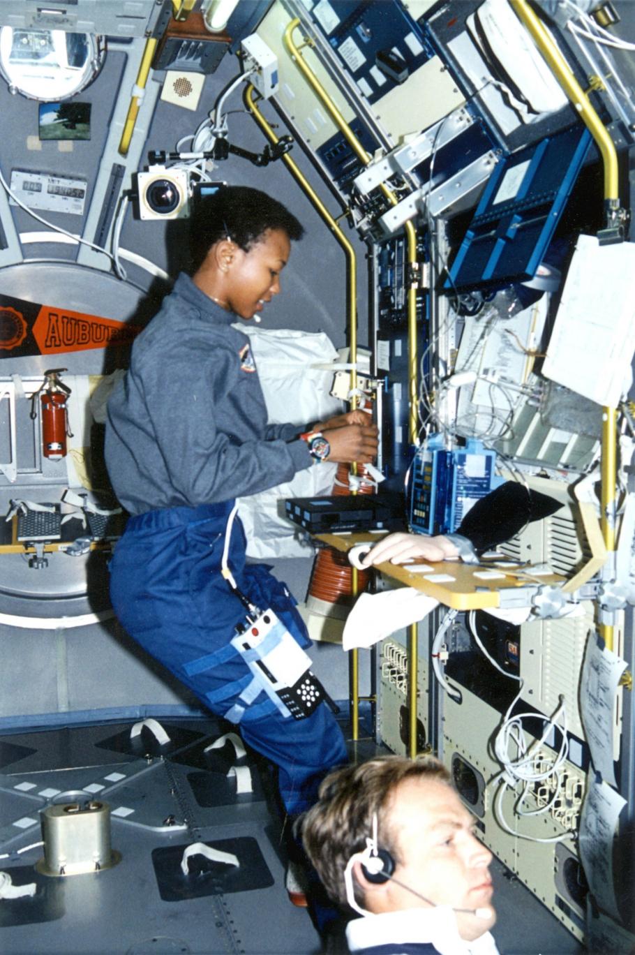 she-had-a-dream-mae-c-jemison-first-african-american-woman-in-space